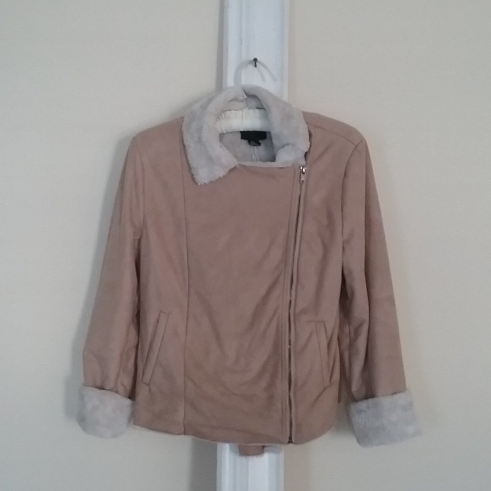Forever 21 Faux  Fur  Jacket